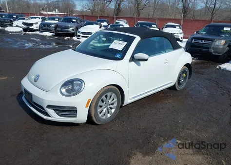 2018 Volkswagen Beetle 2.0T Coast/2.0T S/2.0T Se z USA, uszkodzony, nr VIN 3VW5DAAT9JM512098